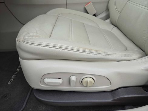 Used 2017 GMC Acadia Denali w/ Technology Package image 21