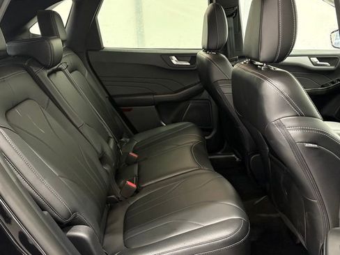 New 2025 Ford Escape SE w/ PHEV Premium Package FWD image 25