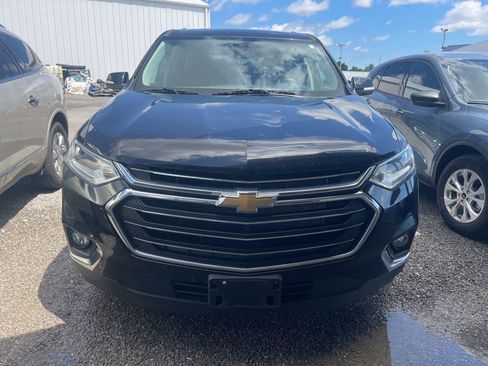 Used 2021 Chevrolet Traverse LT FWD image 4