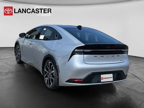 New 2026 Toyota Prius Plug-In Hybrid image 5