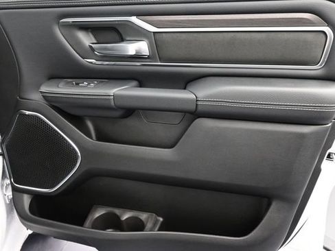 New 2026 RAM 1500 Laramie AWD/4WD image 21