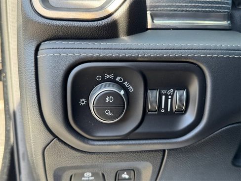 Used 2021 RAM 1500 Limited image 31