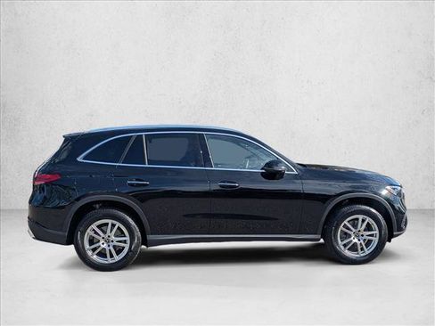 Certified 2023 Mercedes-Benz GLC 300 4MATIC image 4