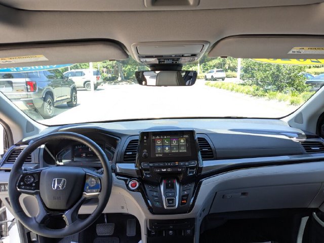 Used 2023 Honda Odyssey Elite image 13