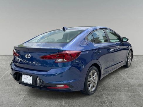 Used 2019 Hyundai Elantra SEL image 5