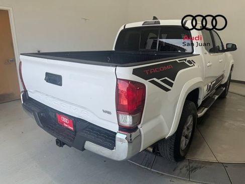 Used 2017 Toyota Tacoma SR5 w/ Tow Package RWD image 36