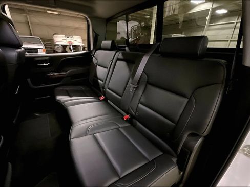 Used 2017 GMC Sierra 1500 SLT w/ SLT Preferred Package AWD/4WD image 23
