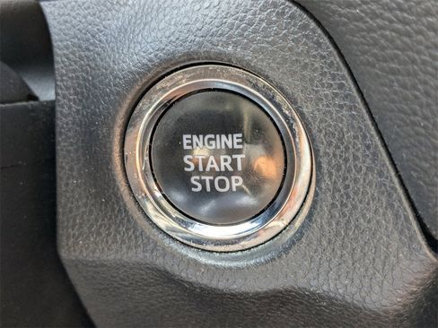 Used 2023 Toyota RAV4 XLE Premium image 24