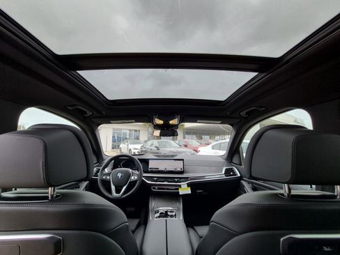 New 2026 BMW X5 xDrive50e image 34