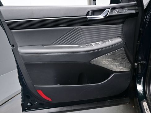 Certified 2023 Hyundai Palisade Calligraphy w/ Cargo Package AWD/4WD image 9