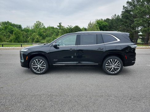 New 2026 Buick Enclave Avenir w/ Super Cruise Package AWD/4WD image 2