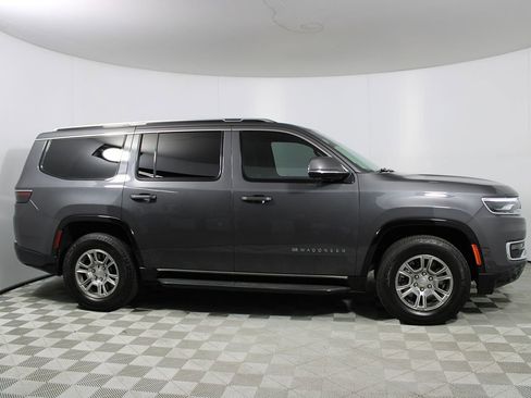 Used 2022 Jeep Wagoneer Series I image 43