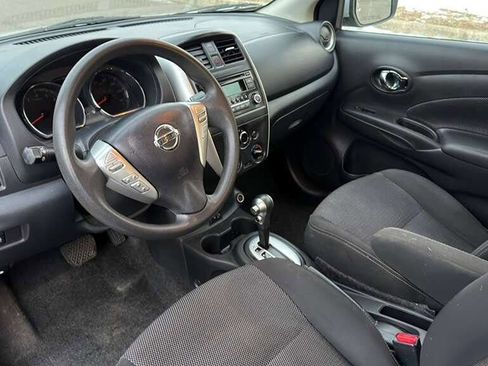 Used 2018 Nissan Versa SV image 11
