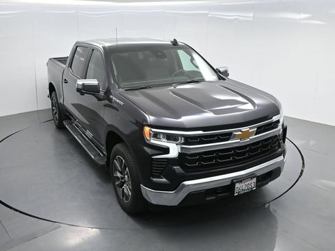 Used 2022 Chevrolet Silverado 1500 LT RWD image 50