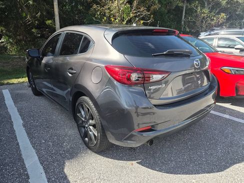 Used 2018 MAZDA MAZDA3 Touring FWD image 3