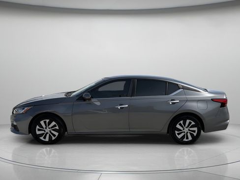 Used 2021 Nissan Altima 2.5 S FWD image 5