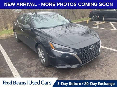 Used 2025 Nissan Altima 2.5 S image 1