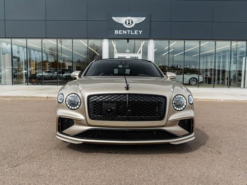 Certified 2025 Bentley Flying Spur Plug-In Hybrid AWD/4WD image 20