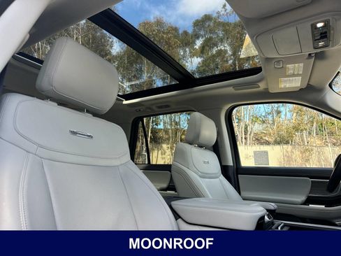Used 2025 Ford Expedition Max Platinum w/ Driver's Package AWD/4WD image 20