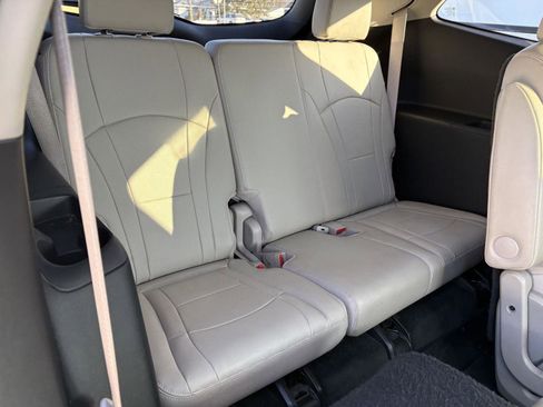 Used 2021 Buick Enclave Premium w/ Sun and Sites Package image 19