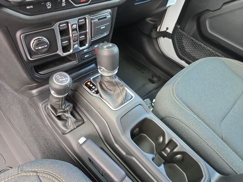 New 2025 Jeep Wrangler Sport S image 25