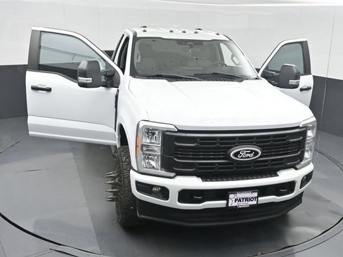 Used 2023 Ford F350 XL w/ XL Driver Assist Package AWD/4WD image 54