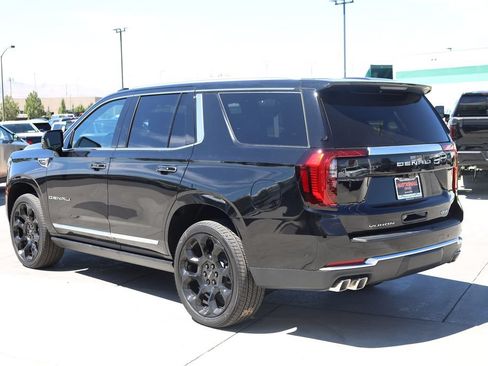 New 2026 GMC Yukon Denali w/ Denali Reserve Package AWD/4WD image 4