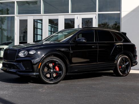 Used 2024 Bentley Bentayga image 7