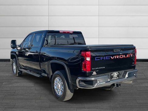 Used 2025 Chevrolet Silverado 2500 LT w/ All Star Edition AWD/4WD image 3