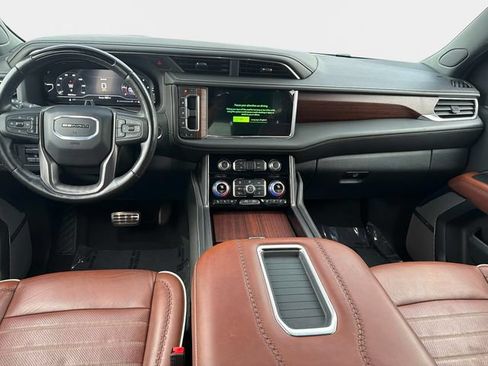 Used 2024 GMC Yukon Denali Ultimate AWD/4WD image 15
