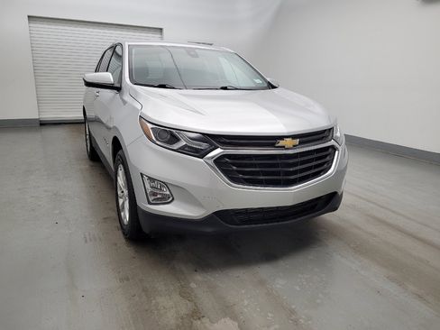 Used 2020 Chevrolet Equinox LT w/ Driver Convenience Package image 14