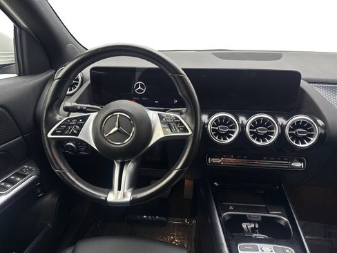 Used 2025 Mercedes-Benz GLA 250 image 50