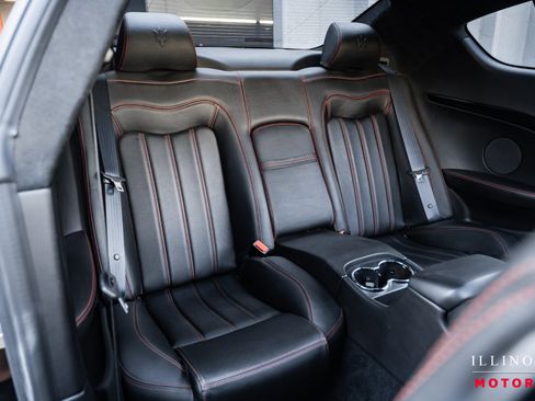 Used 2011 Maserati GranTurismo S image 33