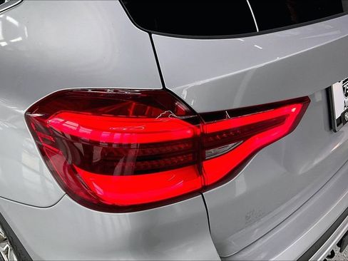 Used 2018 BMW X3 xDrive30i AWD/4WD image 23