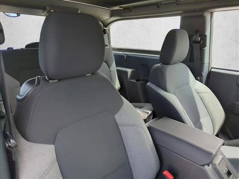 New 2026 Ford Bronco 2-Door AWD/4WD image 18
