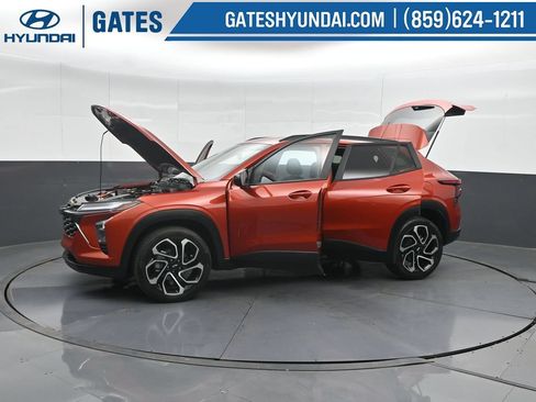 Used 2024 Chevrolet Trax RS w/ Driver Confidence Package FWD image 51