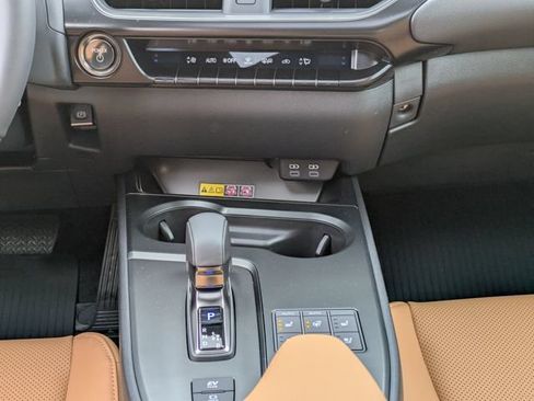 Used 2025 Lexus UX 300h FWD w/ Accessory Package (Z2) image 18