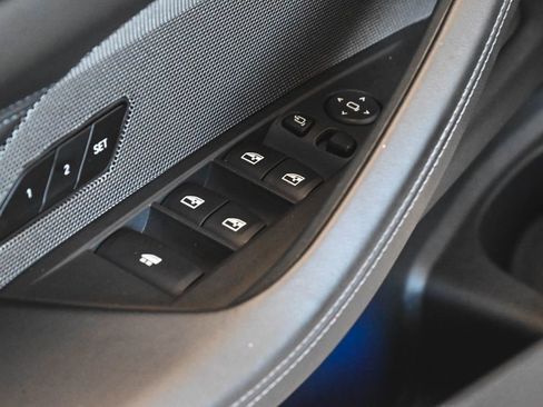 Used 2022 BMW M4 xDrive Competition AWD/4WD image 12