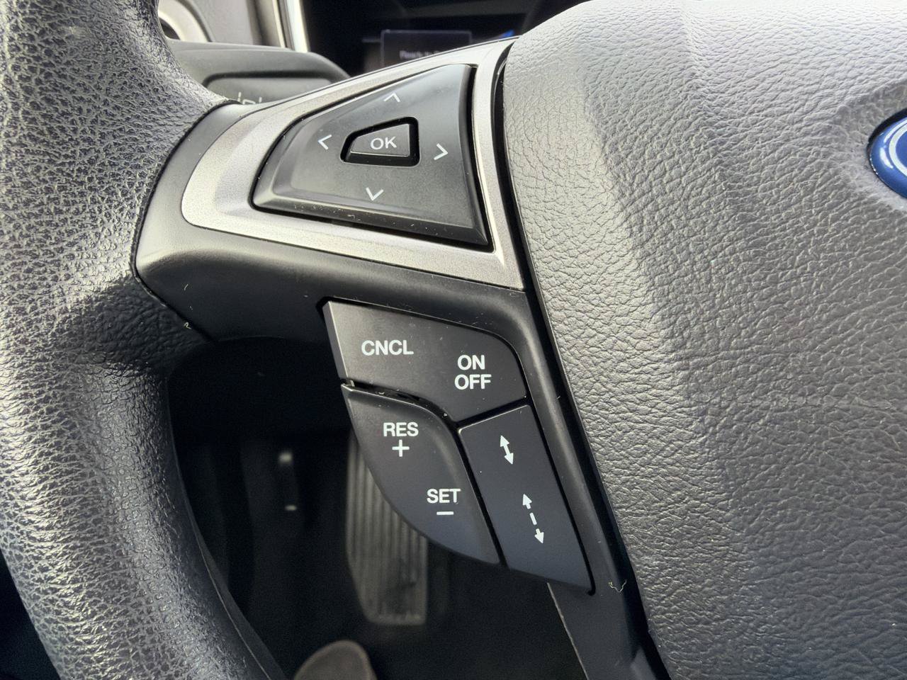 Used 2019 Ford Fusion SE FWD image 14