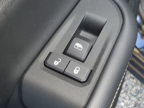 Used 2021 Jeep Grand Cherokee L Limited image 36