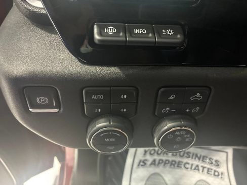 Used 2024 Chevrolet Silverado 2500 High Country w/ High Country Premium Package AWD/4WD image 22