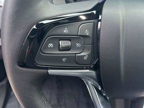 Used 2023 Buick Enclave Premium w/ Experience Buick Package image 16