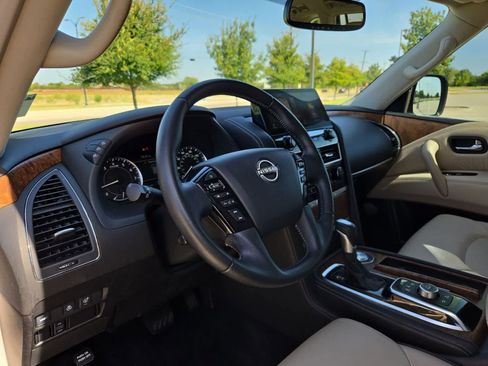 Used 2023 Nissan Armada SL w/ Captain's Chairs Package RWD image 2