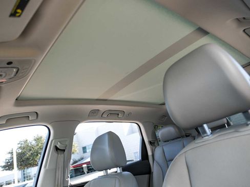 Used 2017 Audi Q7 3.0T Prestige image 5