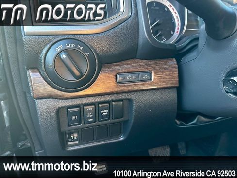 Used 2016 Nissan Titan Platinum Reserve image 16