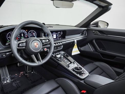 New 2026 Porsche 911 Carrera 4 GTS AWD/4WD image 4