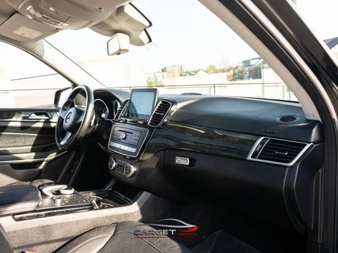 Used 2018 Mercedes-Benz GLS 550 4MATIC w/ Driver Assistance Package image 15