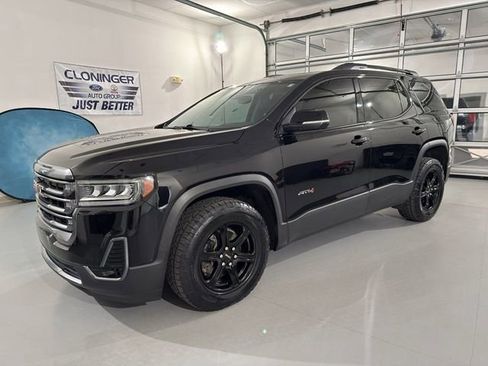 Used 2023 GMC Acadia AT4 w/ Technology Package AWD/4WD image 3