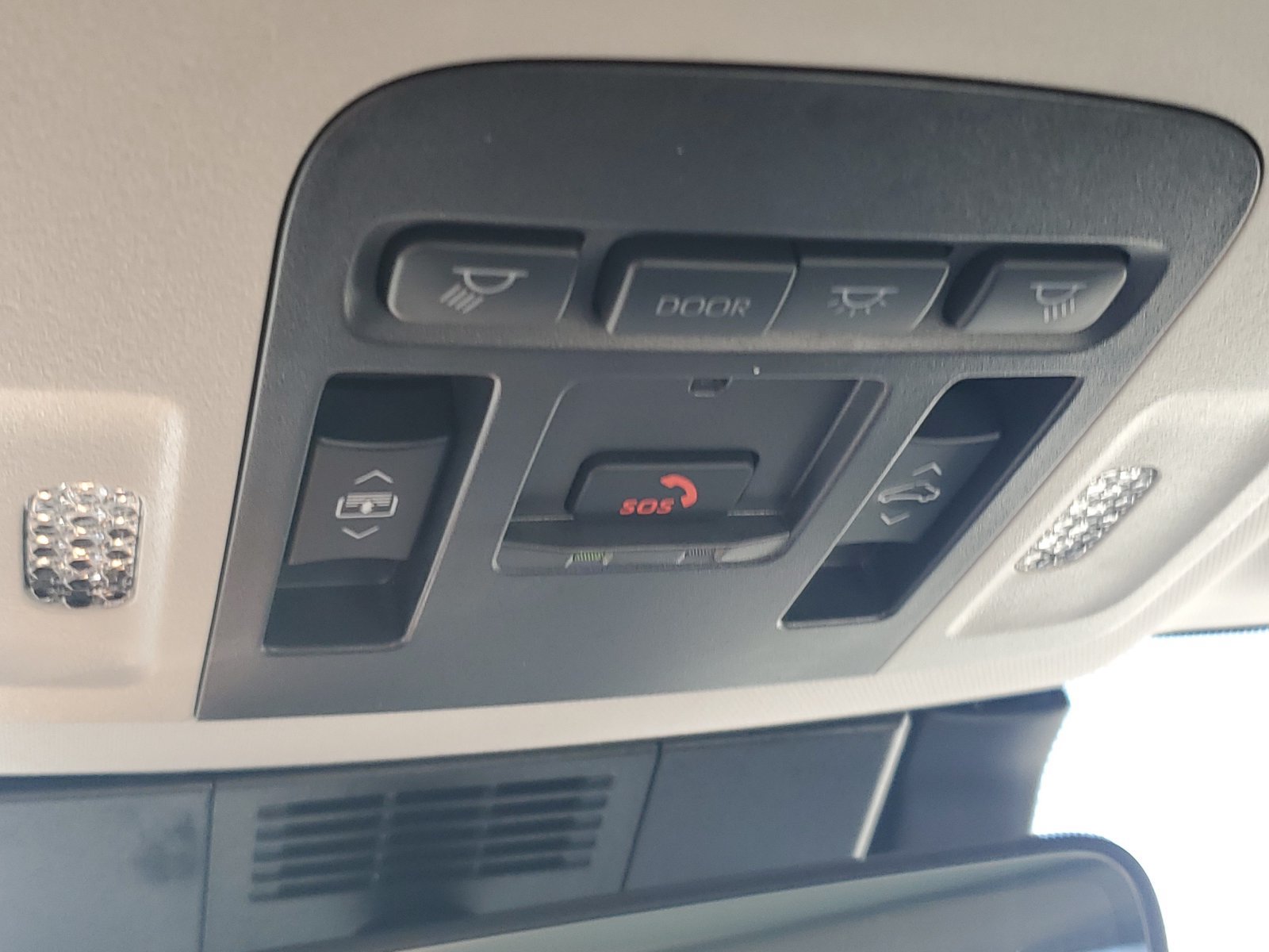 Certified 2025 Toyota Camry XLE w/ Premium Plus Package FWD image 33