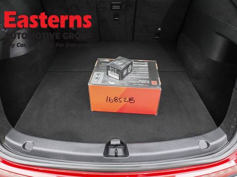 Used 2021 Tesla Model Y 2WD image 9